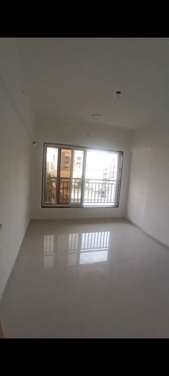 1 BHK Apartment For Sale in Vardhman Om Shri Ganesh CHS in Kandivali West, Mumbai