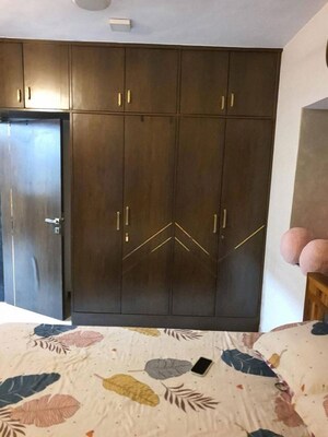 Furnished Amenities in 2 BHK Apartment at DGS Sheetal Elara, Lokhandwala – for Rent