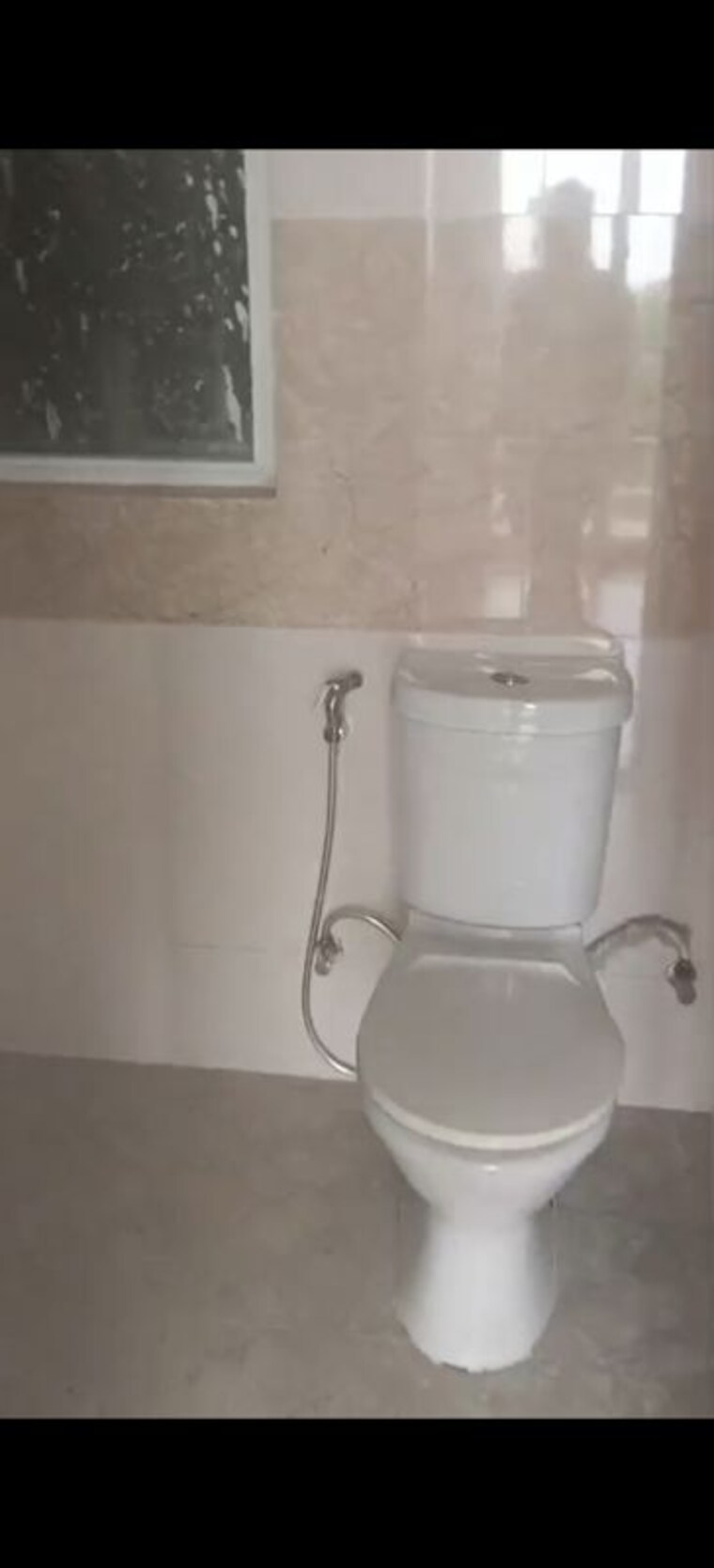 Bathroom, amrapali-leisure-park 2 Bedroom 845 Sq.Ft. Apartment In Amrapali Leisure Valley Greater Noida 10616841