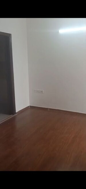 Room in 2 BHK Apartment at Amrapali Leisure Park, Amrapali Leisure Valley – for Sale