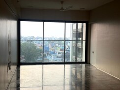 2 BHK + Extra Room Apartment For Sale in Rustomjee Paramount