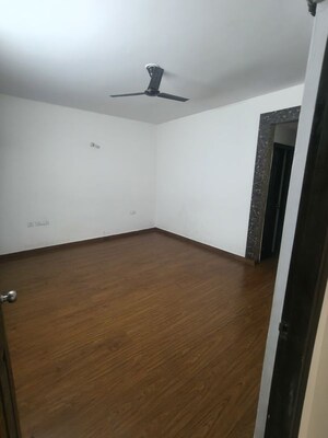 Room in 3 BHK Apartment at BBD Green City, Gomti Nagar – for Rent
