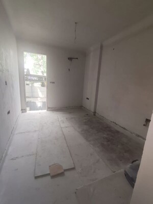 Room in 3 BHK Builder Floor at Paschim Vihar – for Sale