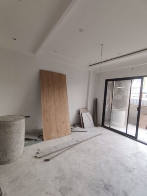 Room in 3 BHK Builder Floor at Paschim Vihar – for Sale