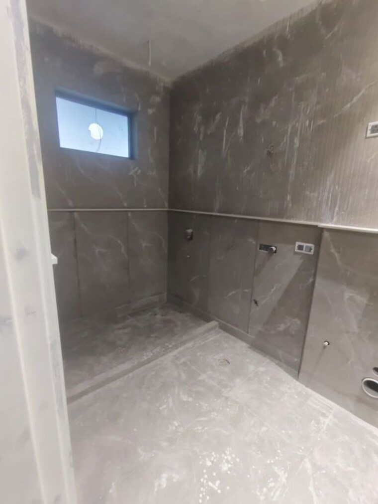 undefined, paschim vihar 4 Bedroom 300 Sq.Yd. Builder Floor In Paschim Vihar Delhi 10607144