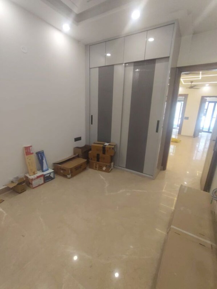 Living Room, paschim vihar 3 Bedroom 150 Sq.Yd. Builder Floor In Paschim Vihar Delhi 10606931