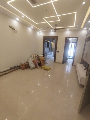 Room in 3 BHK Builder Floor at Paschim Vihar – for Sale