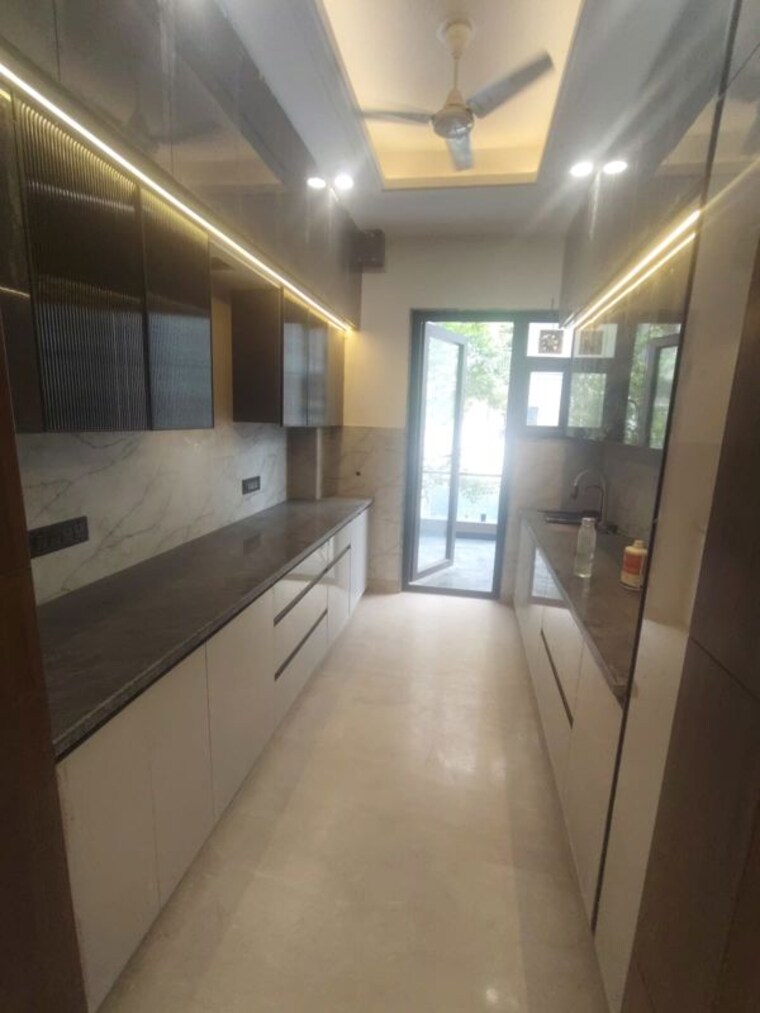 undefined, paschim vihar 3 Bedroom 150 Sq.Yd. Builder Floor In Paschim Vihar Delhi 10606931