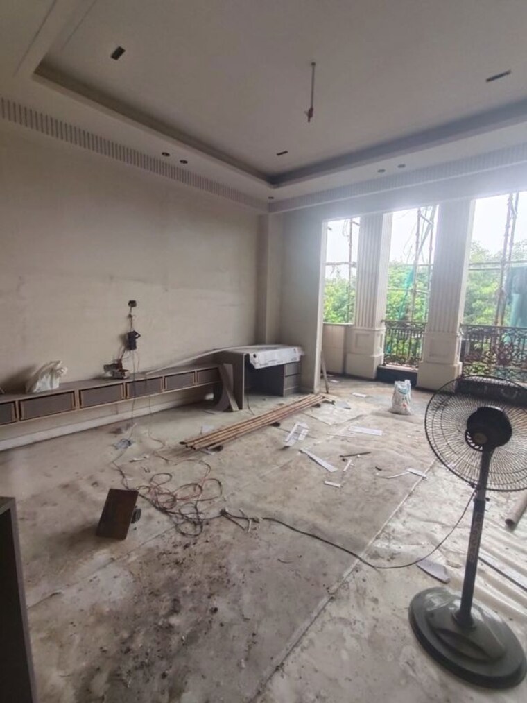 Bedroom, paschim vihar 4 Bedroom 300 Sq.Yd. Builder Floor In Paschim Vihar Delhi 10590318
