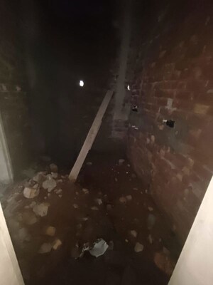 Furnished Amenities in 4 BHK Builder Floor at Paschim Vihar – for Sale