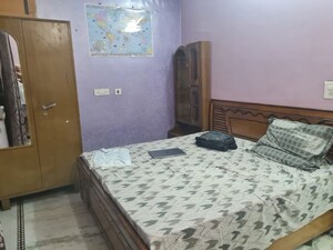 Bedroom in 1 BHK Builder Floor at Sector 7 – for Rent
