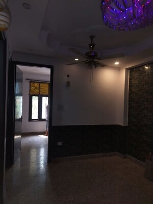Room in 2 BHK Builder Floor at Neb Sarai – for Rent
