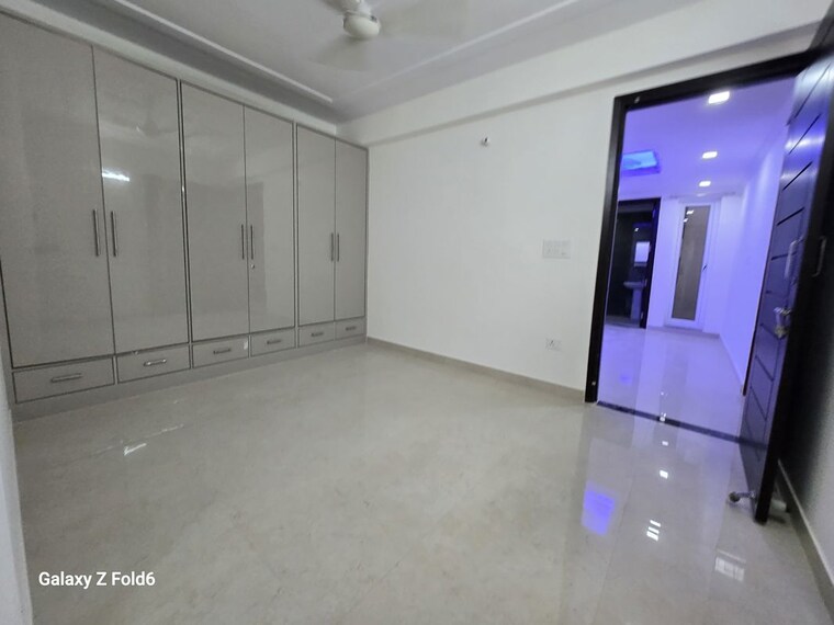 Room, chattarpur 3 Bedroom 1400 Sq.Ft. Apartment In Chattarpur Delhi 10616929