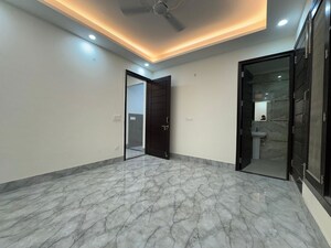 Room in 1 BHK Builder Floor at Chattarpur – for Rent