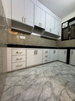 Kitchen in 1 BHK Builder Floor at Chattarpur – for Rent