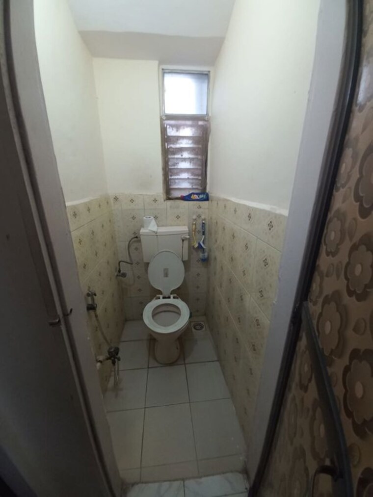 Bathroom, kalindi-goregaon 1 Bedroom 412 Sq.Ft. Apartment In Goregaon West Mumbai 10616939