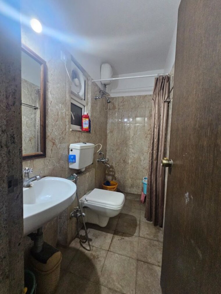 Bathroom, puraniks-aldea-espanola-phase-3 3 Bedroom 1100 Sq.Ft. Apartment In Baner Pune 10616979