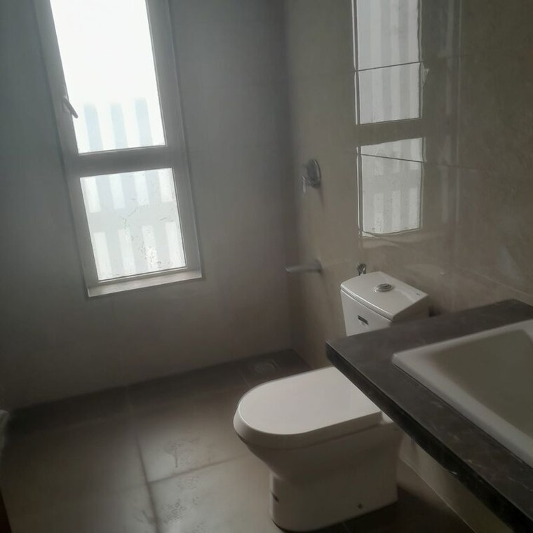 Bathroom, kalpataru-vista 5 Bedroom 6400 Sq.Ft. Apartment In Sector 128 Noida 10616975
