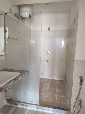 Bathroom in 3.5 BHK Apartment at DLF Express Greens, Manesar Sector 1a – for Rent