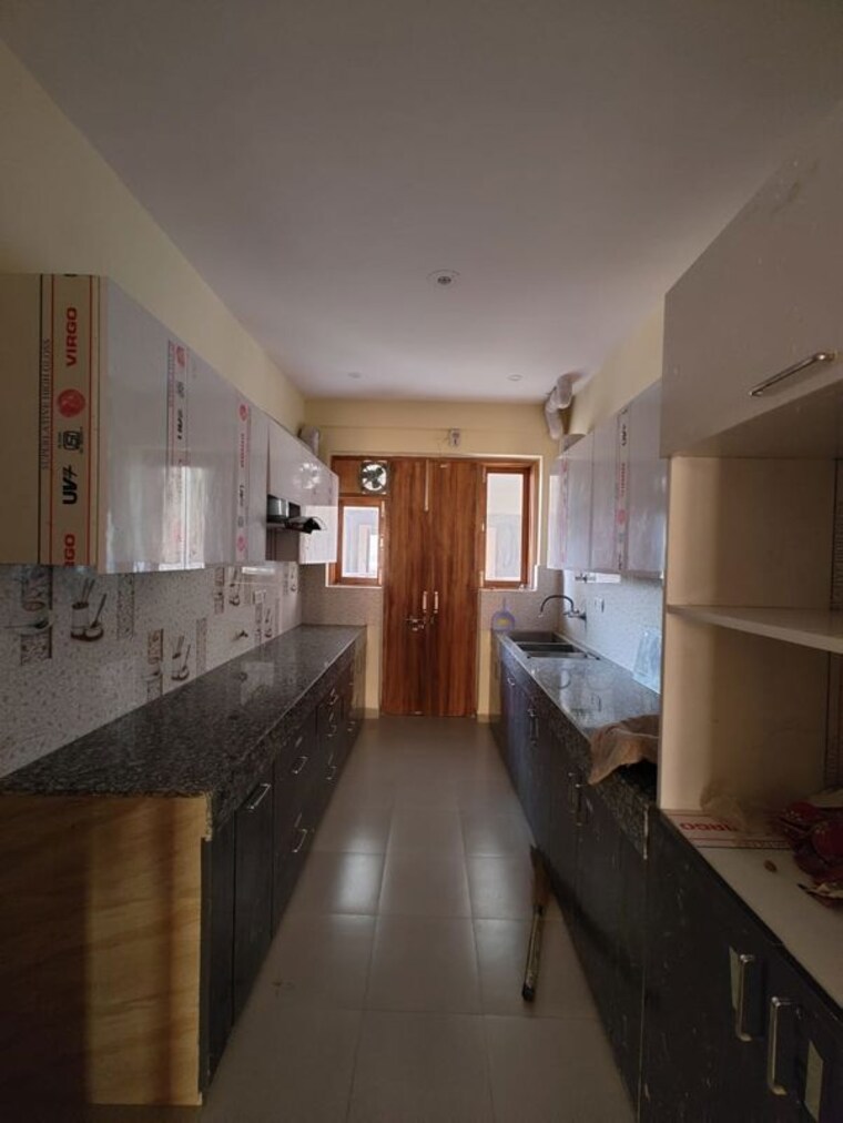 Kitchen, sector 57 3 Bedroom 2700 Sq.Ft. Builder Floor In Sector 57 Gurgaon 10617001
