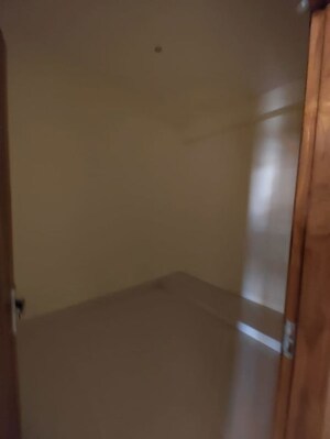 Room in 3 BHK Builder Floor at Sector 57 – for Rent