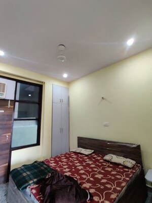 Bedroom in 2 BHK Builder Floor at Sector 57 – for Rent