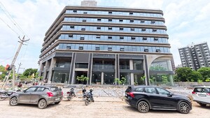  Shop For Sale in Vaishnodevi Circle