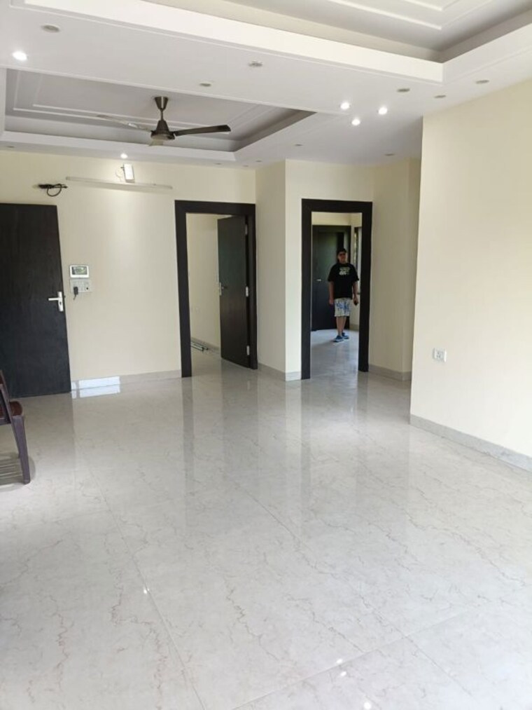 Room, sector 47 3 Bedroom 2200 Sq.Ft. Builder Floor In Sector 47 Gurgaon 10617056