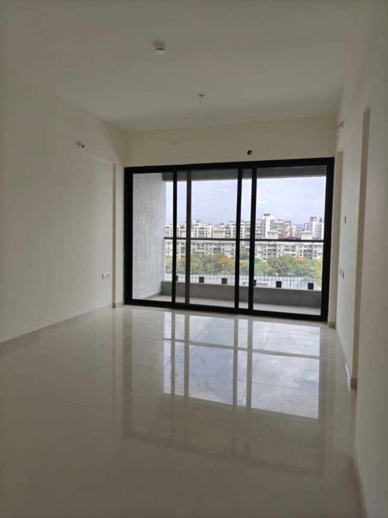 Room, kumar-47-east-a 2 Bedroom 850 Sq.Ft. Apartment In Magarpatta City Pune 10617089