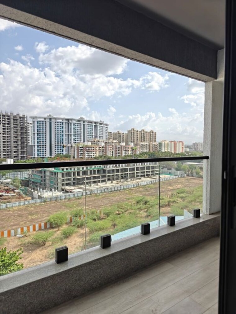 Exterior View, kumar-47-east-a 2 Bedroom 850 Sq.Ft. Apartment In Magarpatta City Pune 10617089