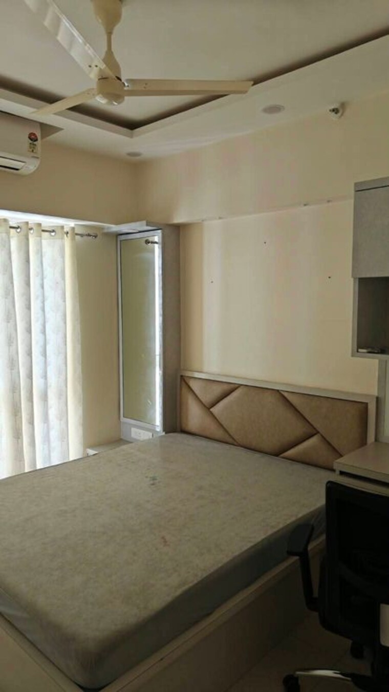 Bedroom, lodha-amara 2 Bedroom 900 Sq.Ft. Apartment In Kolshet Road Thane 10617117
