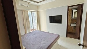 Bedroom in 2 BHK Apartment at Lodha Amara, Kolshet Road – for Rent