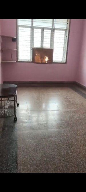 Room in 1 BHK Apartment at Dadar West – for Rent