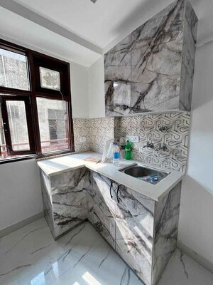 Balcony in 1 RK Builder Floor at Paryavaran Complex – for Rent