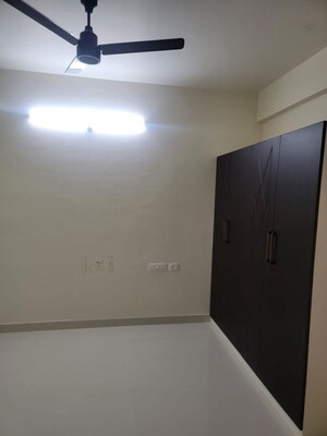 Room in 3 BHK Apartment at Bricks Cyberwoods, Osman Nagar – for Rent