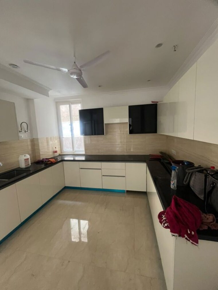 Kitchen, omaxe-new-chandigarh 3 Bedroom 1704 Sq.Ft. Builder Floor In North Mullanpur Chandigarh 10617235