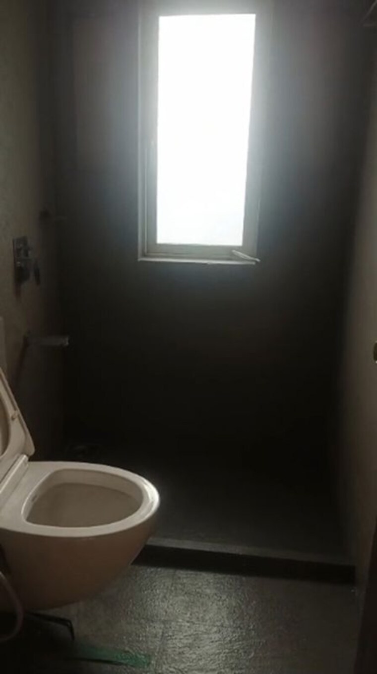 Bathroom, chembur 4 Bedroom 1943 Sq.Ft. Apartment In Chembur Mumbai 10617242