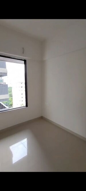 Room in 2 BHK Apartment at N Rose Northern Heights Dahisar, Dahisar East – for Rent
