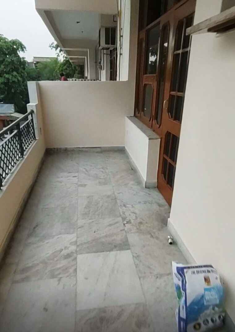 Balcony, sector 50 2 Bedroom 1500 Sq.Ft. Apartment In Sector 50 Chandigarh 10617248
