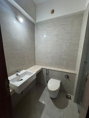 Bathroom in 3 BHK Apartment at Sheth Auris Serenity Tower 1, Malad West – for Sale