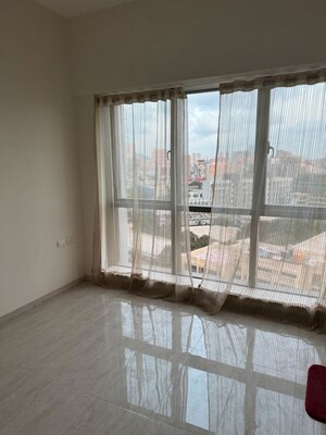 Room in 3 BHK Apartment at Sheth Auris Serenity Tower 1, Malad West – for Sale
