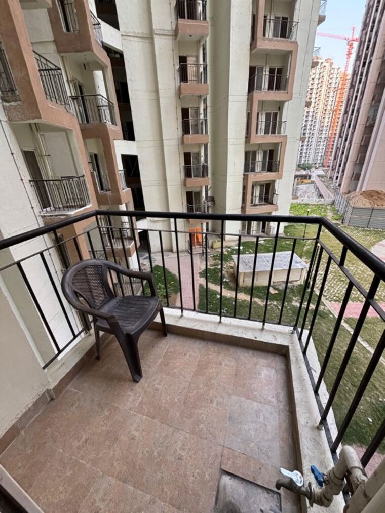 Balcony, aimnabad 2 Bedroom 1010 Sq.Ft. Builder Floor In Aimnabad Greater Noida 10617277