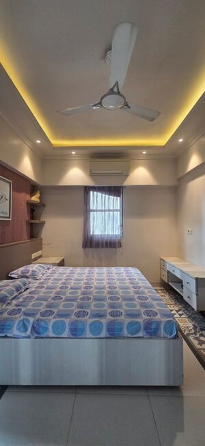Bedroom in 3.5 BHK Apartment at Chembur – for Sale