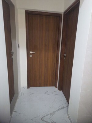 Room in 2 BHK Apartment at Shri Ganesh Royal Altezza, Ghatkopar East – for Rent