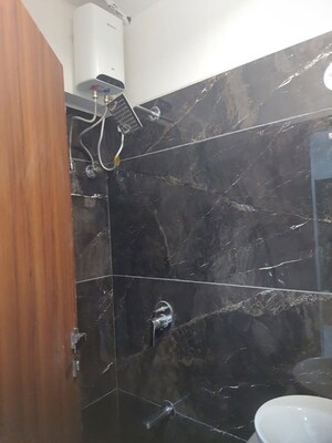 Furnished Amenities in 2 BHK Apartment at Shri Ganesh Royal Altezza, Ghatkopar East – for Rent
