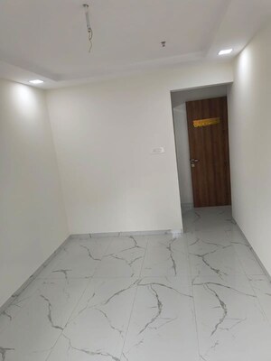 Room in 2 BHK Apartment at Shri Ganesh Royal Altezza, Ghatkopar East – for Rent