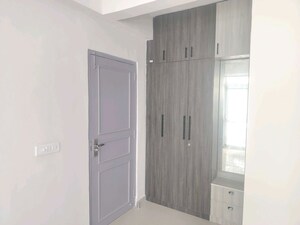 Room in 2 BHK Builder Floor at Sector 23 – for Rent