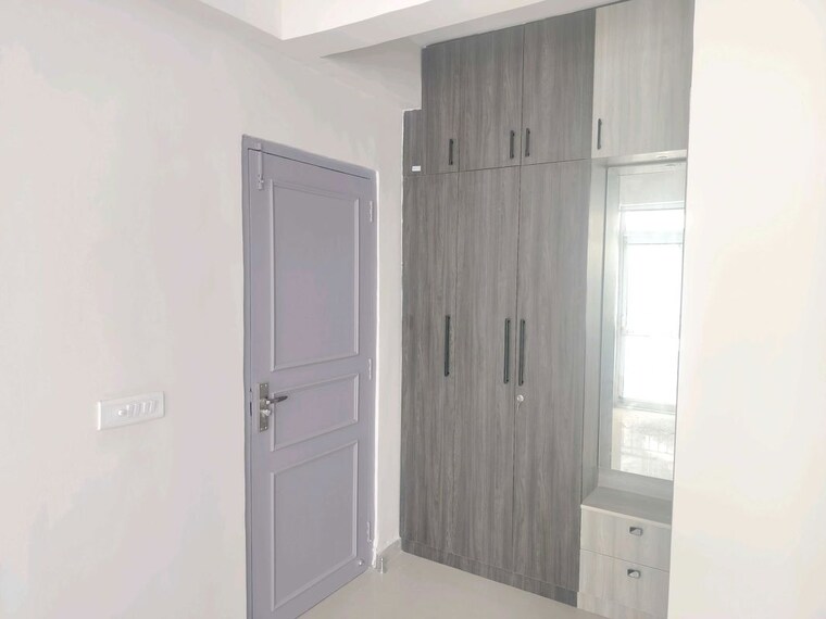 Room, sector 23 2 Bedroom 1200 Sq.Ft. Builder Floor In Sector 23 Gurgaon 10617351