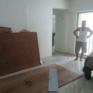 Bathroom in 1 BHK Apartment at Goregaon West – for Rent