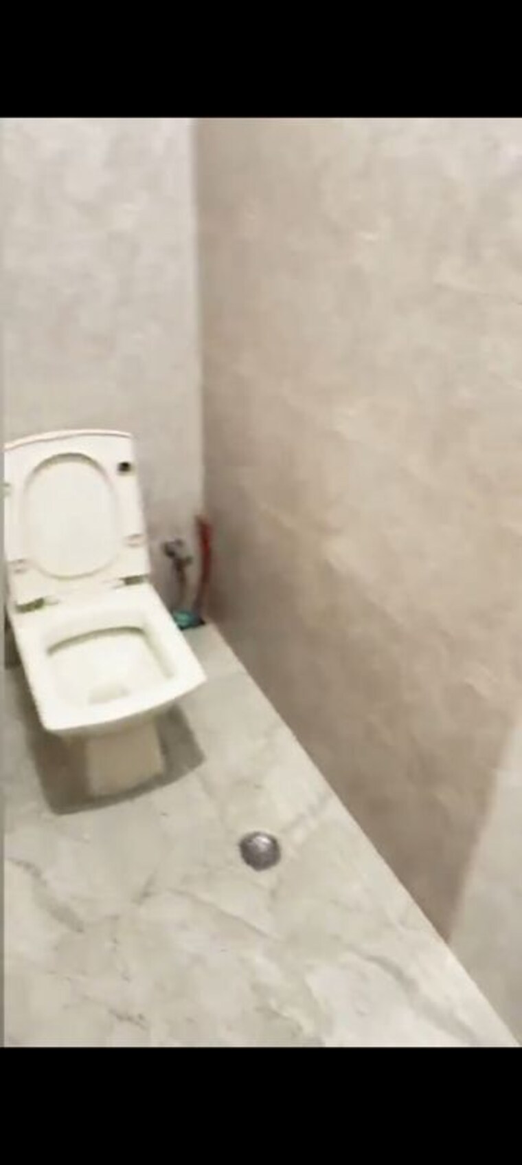 Bathroom, kalkaji 1 RK 300 Sq.Ft. Builder Floor In Kalkaji Delhi 10617367